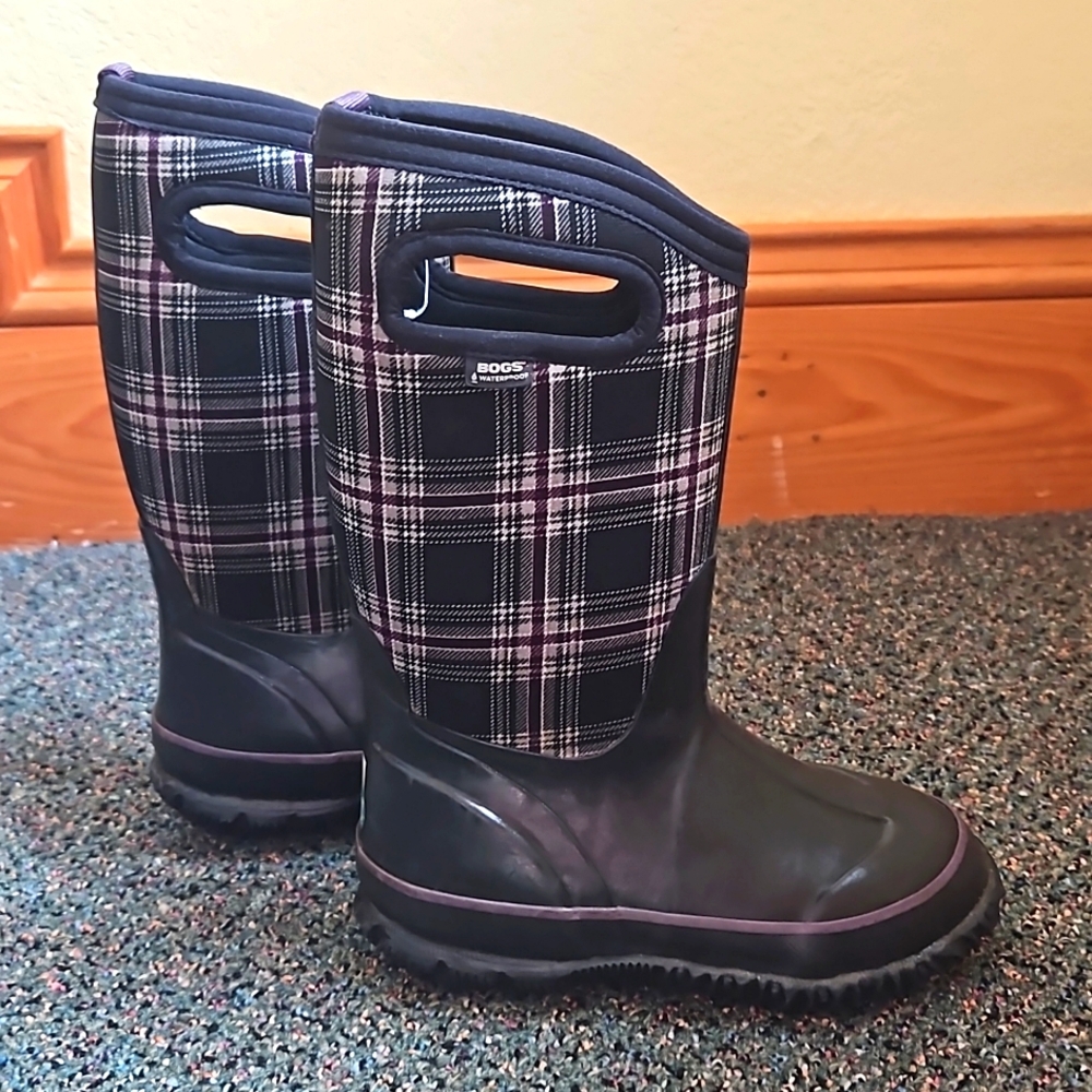 Bogs waterproof kids boots